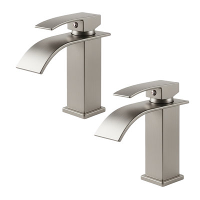 Modern Single-Handle Single Hole Bathroom Faucet (Set of 2)