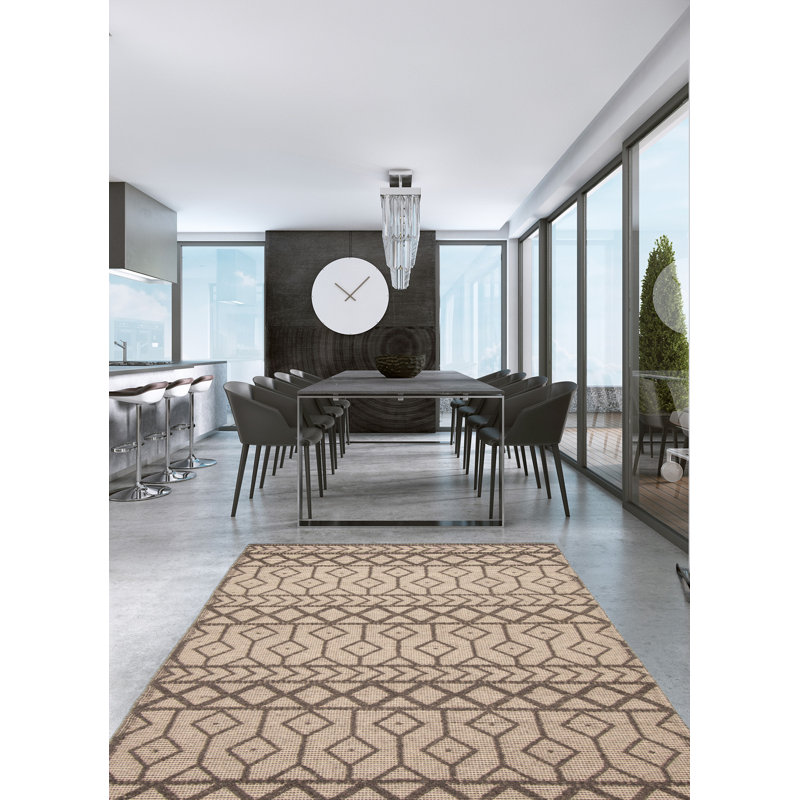 Tapis brun Sienna 4 pi 11 po x 8 pi 8 po