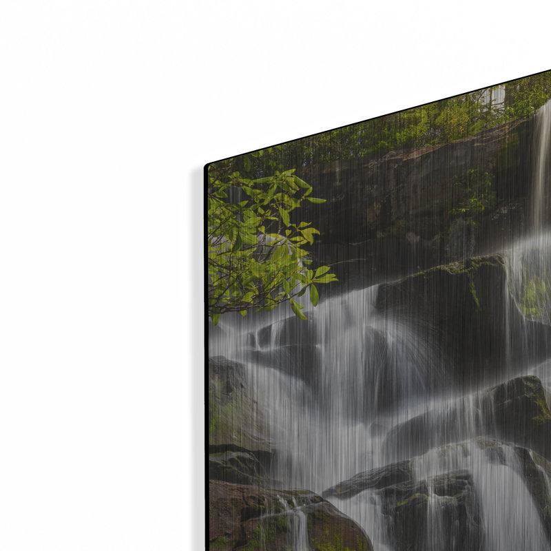 «Smoky Mountains Waterfall» par Jonathan Ross, H 24 po x l 16 po