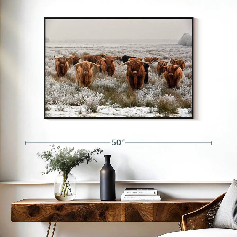 Winter Highland Cows, Cadre flottant noir, 40 po x 27 po