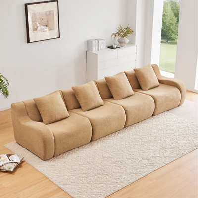 Canapé 4 places sans dossier, tissu en peluche de haute qualité, accoudoirs incurvés, design antidérapant, mousse haute densité 32D, emballage sous vide compressé, aucun assemblage requis, couleur camel