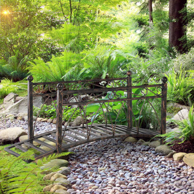 Pont de jardin en arche en métal zingué de 3,3 pi Outsunny