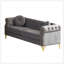 Luxueux canapé Chesterfield en velours avec boutons capitonnés, clous en cuivre et anneaux d'accoudoirs personnalisables pour un salon élégant et confortable-1596242110
