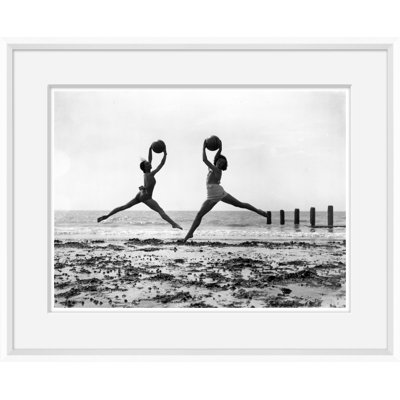 «Beach Dancers» - Photographie encadrée sur papier