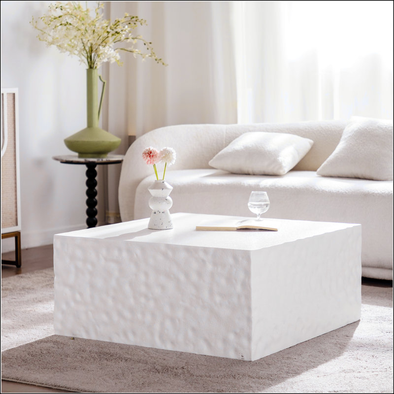 Table basse carrée