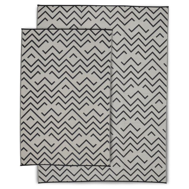 Kavien Hand Woven 180cm X 270cm Indoor / Outdoor Area Rug Set