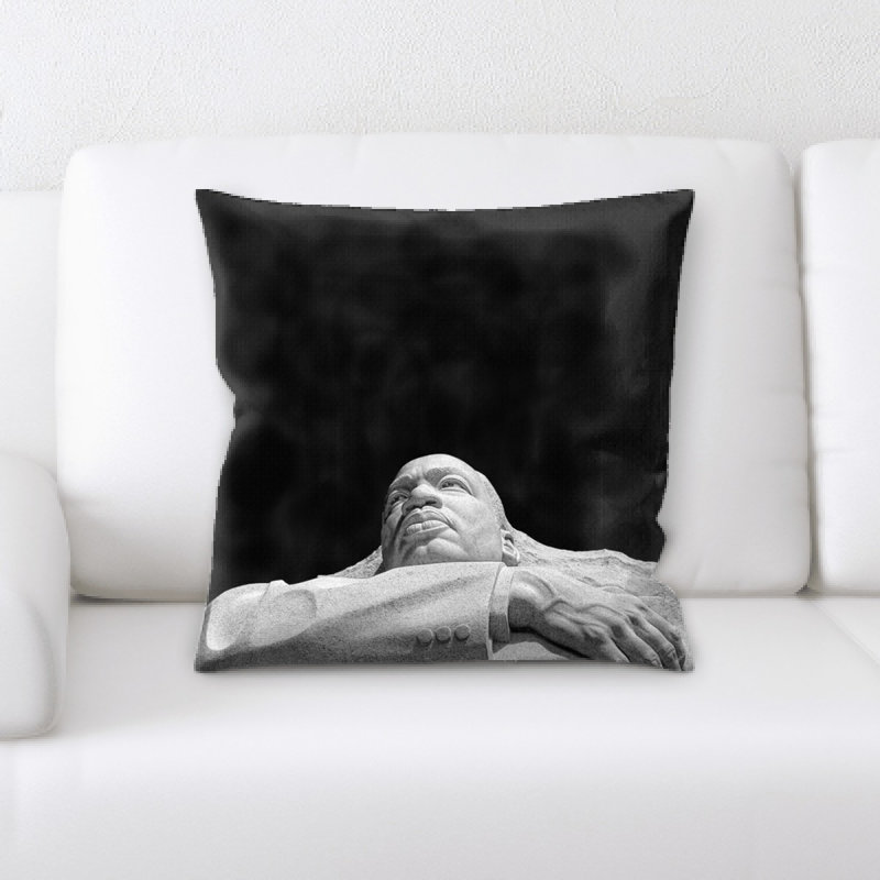Coussin statue