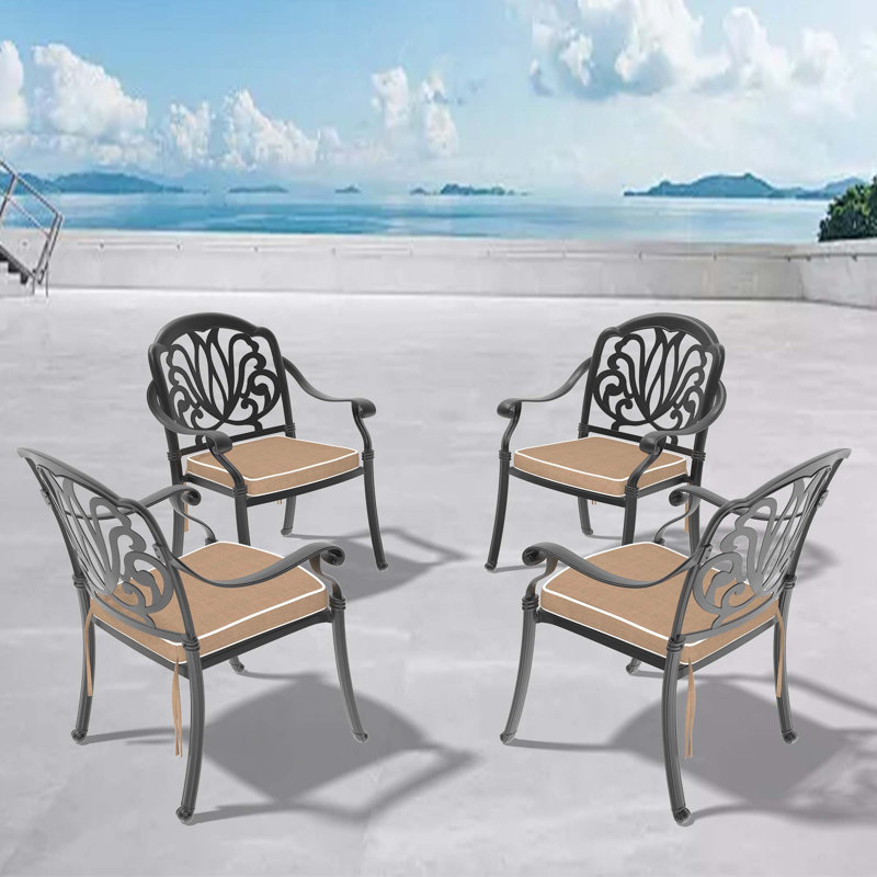 Chaise de patio en fonte d'aluminium 4 pièces avec cadre noir et coussins bruns (Identique à W1710S00504), 4