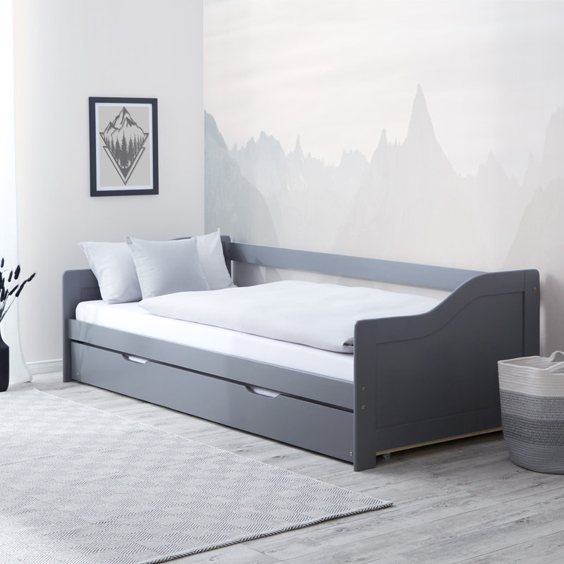 Amelee Solid Wood Daybed with Trundle