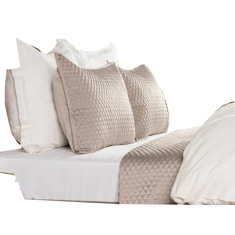 Winthrop Quilt, Queen Quilt, Natural