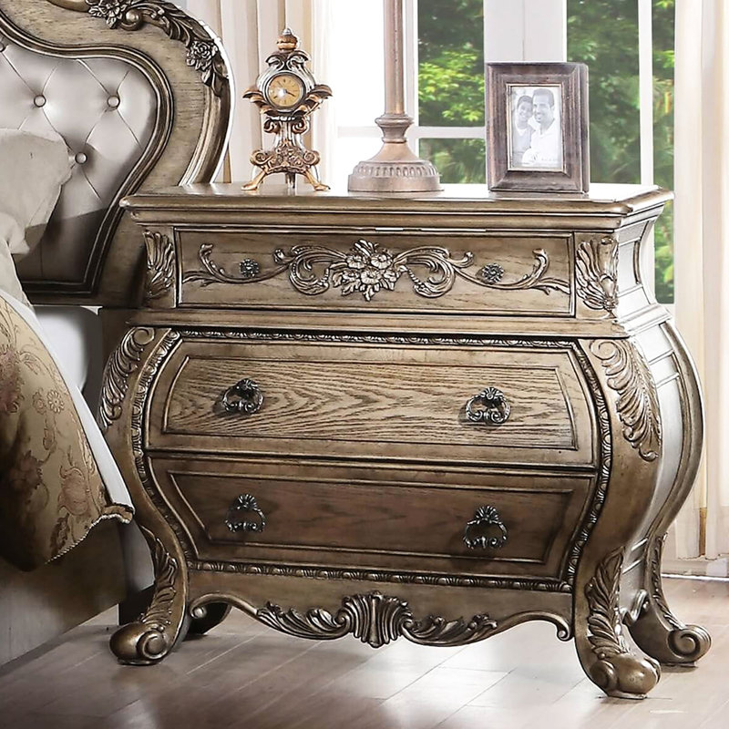 Table de chevet 3 en bois massif traditionnel avec tiroir doublé en feutre et glissières latérales en métal