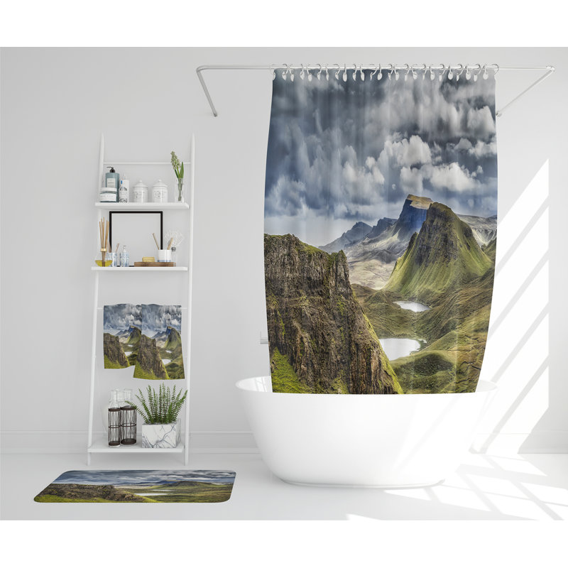 Neirin Polyester Shower Curtain Set