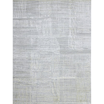 Area Rug in Ivory