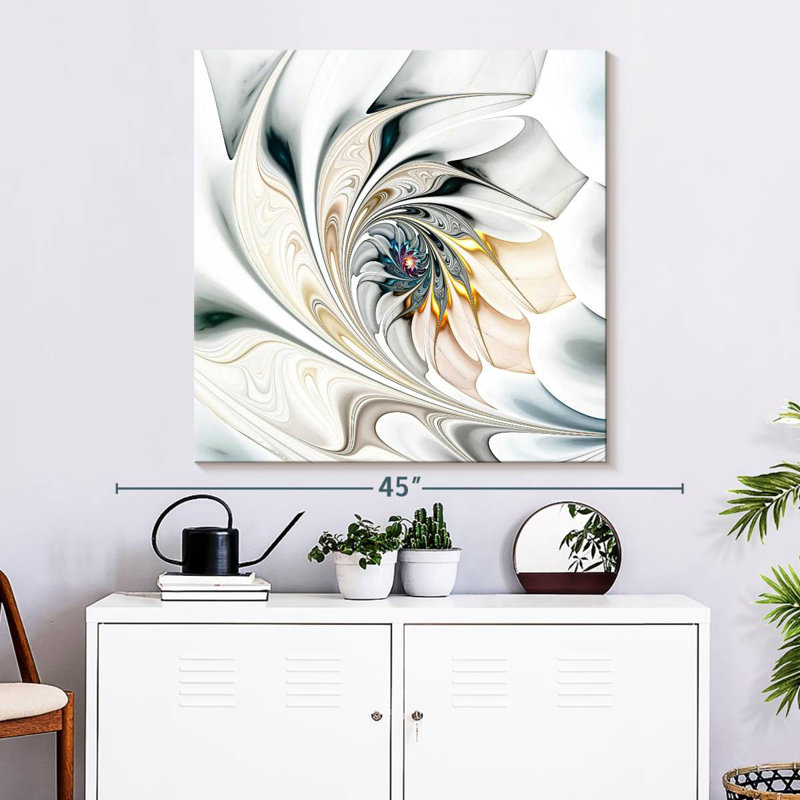 Avery Warping Floral Pattern, 33" H x 33" W