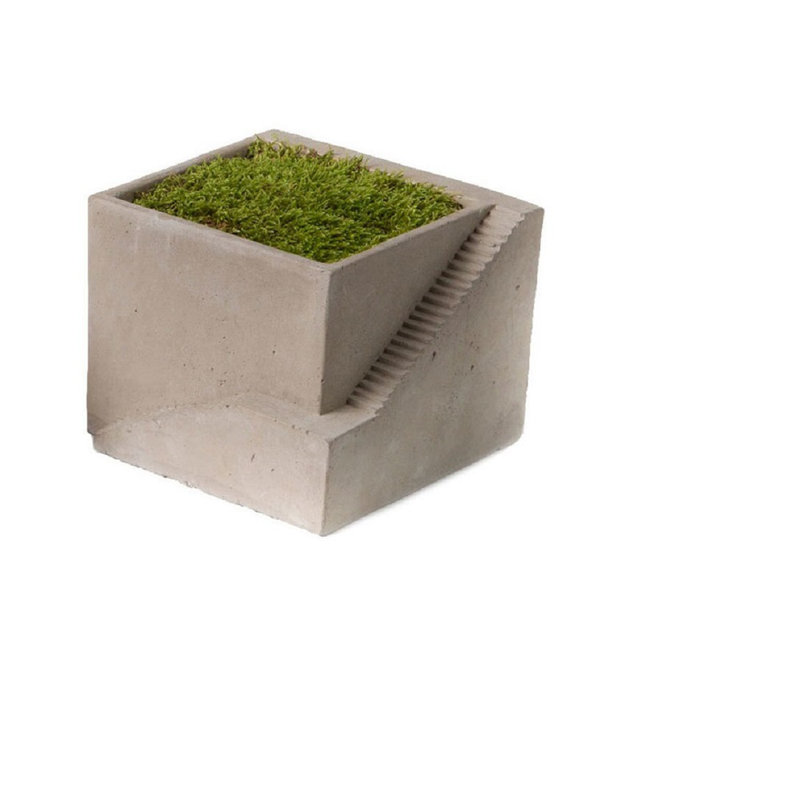 Pot à fleurs en ciment