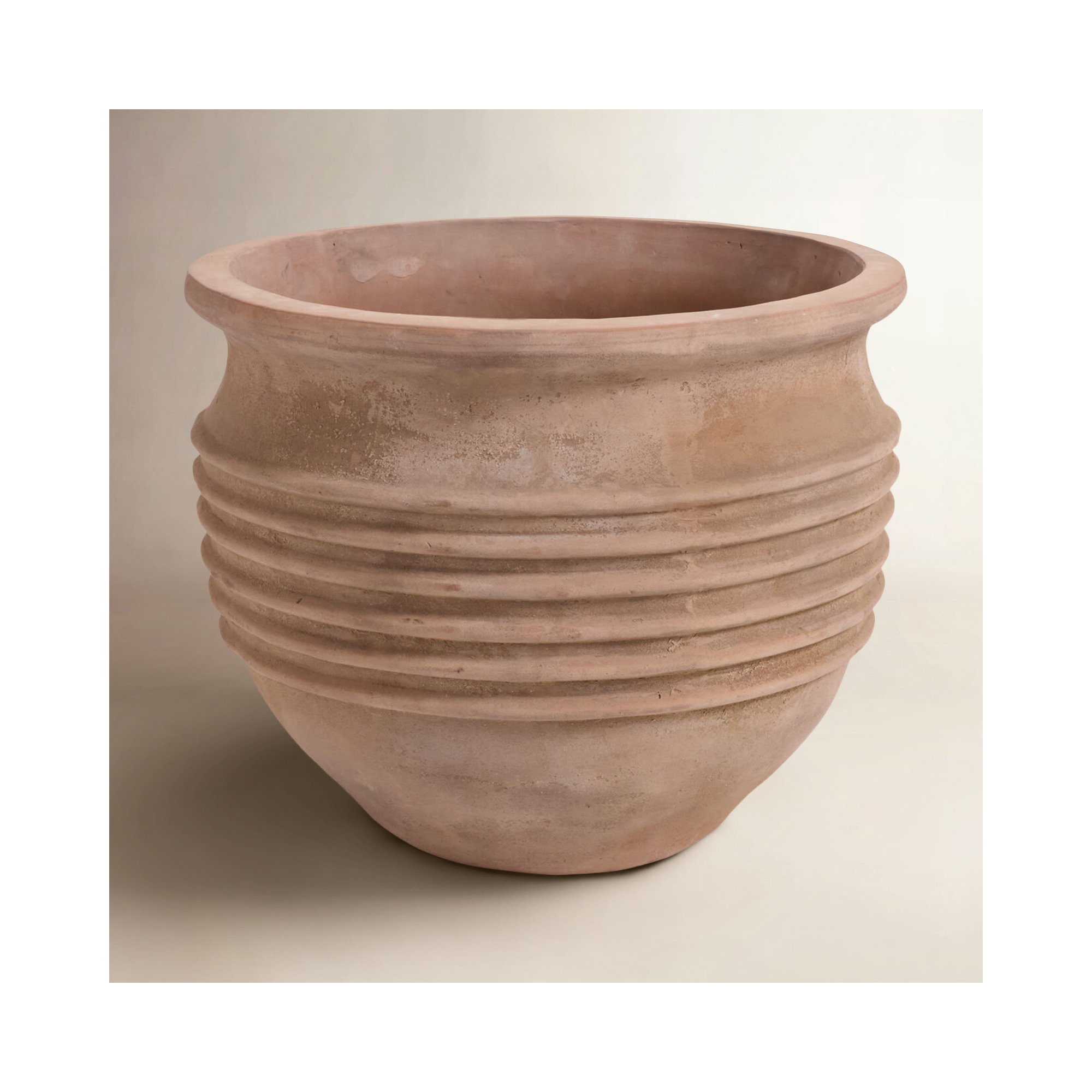 Vesta Pot, 18.50" H x 23.25" W x 23.25" D