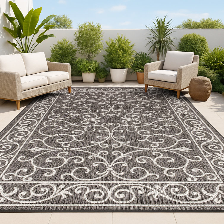 Hagerman Vintage Filigree Textured Weave Black/Gray Indoor/Outdoor Rug