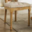 Chaises de salle à manger confortables à dossier, en velours beige, avec base en bois massif au design élégant