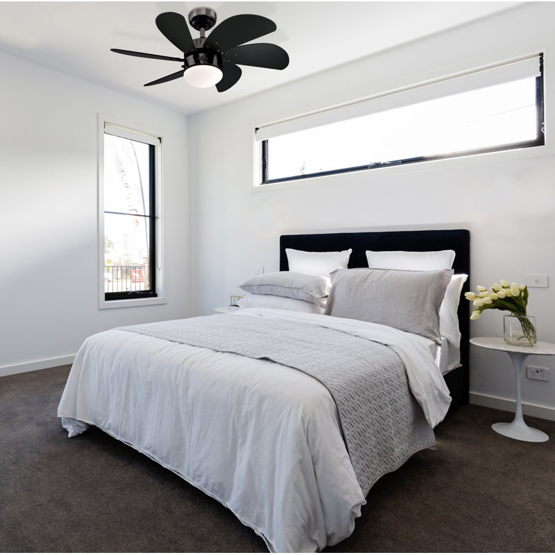 Van 76cm Ceiling Fan with Light Kit