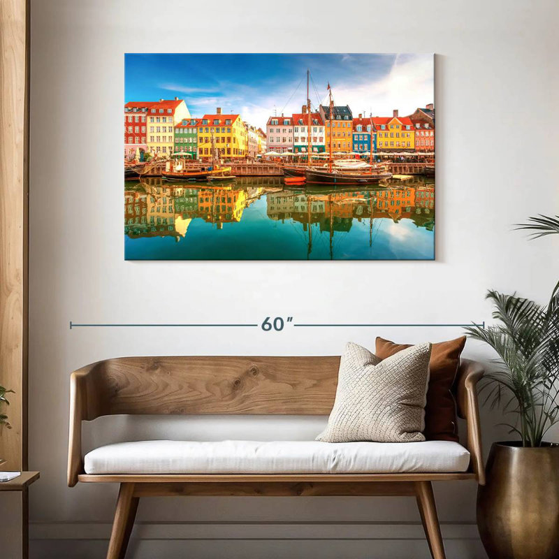 Nicci Nyhavn Copenhagen, H 30 po x l 45 po