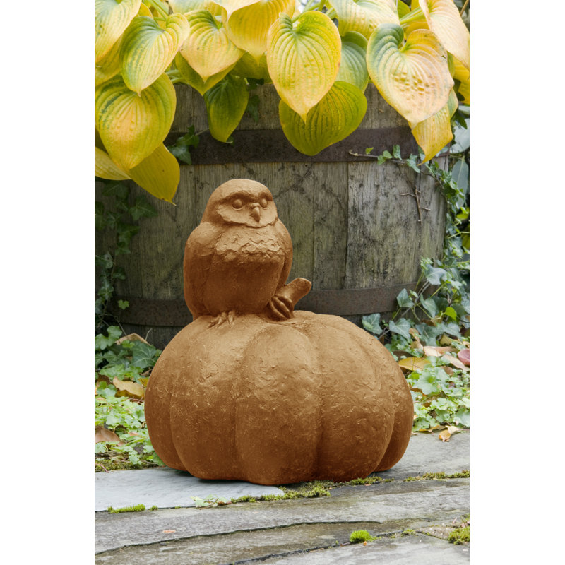 Statue hibou sur citrouille, Travertin