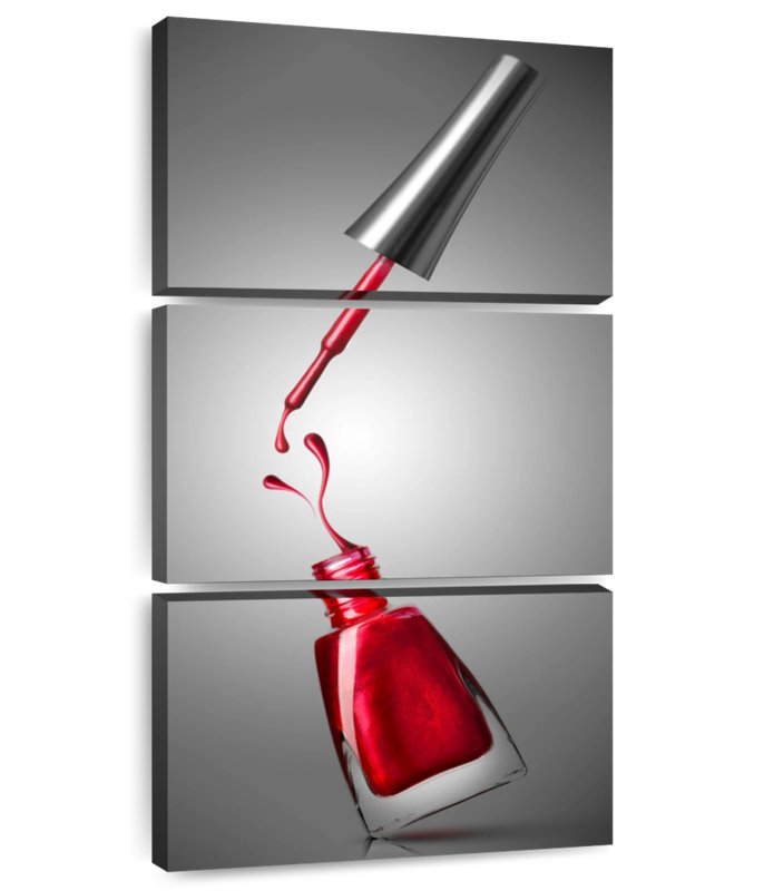 Vernis à ongles rouge, H 27 po x l 12 po