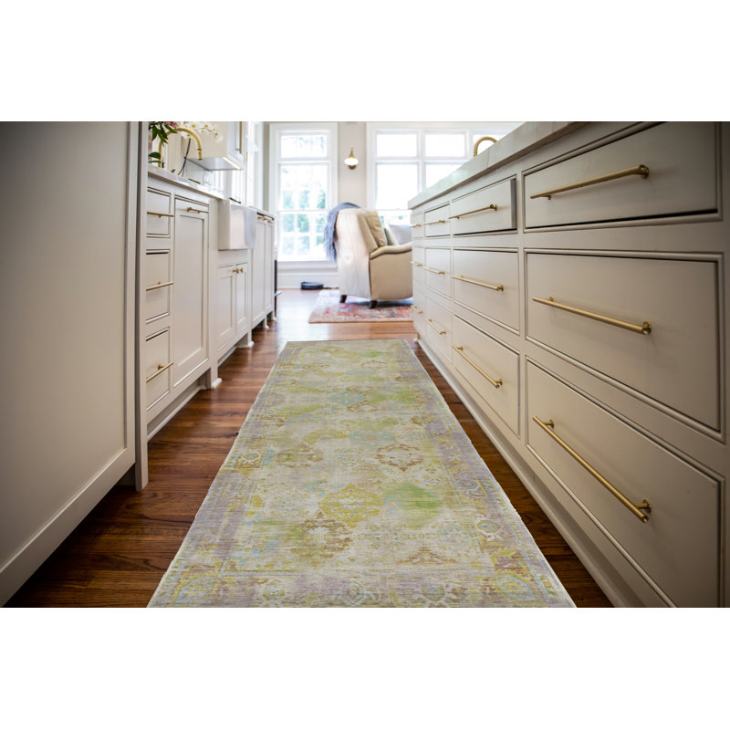 Tapis de couloir lilas et vert Laurel Connie-Leigh, Tapis de couloir 2 pi 2 po x 10 pi