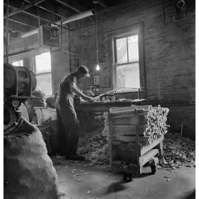 Dowel Maker by Russell Mott
