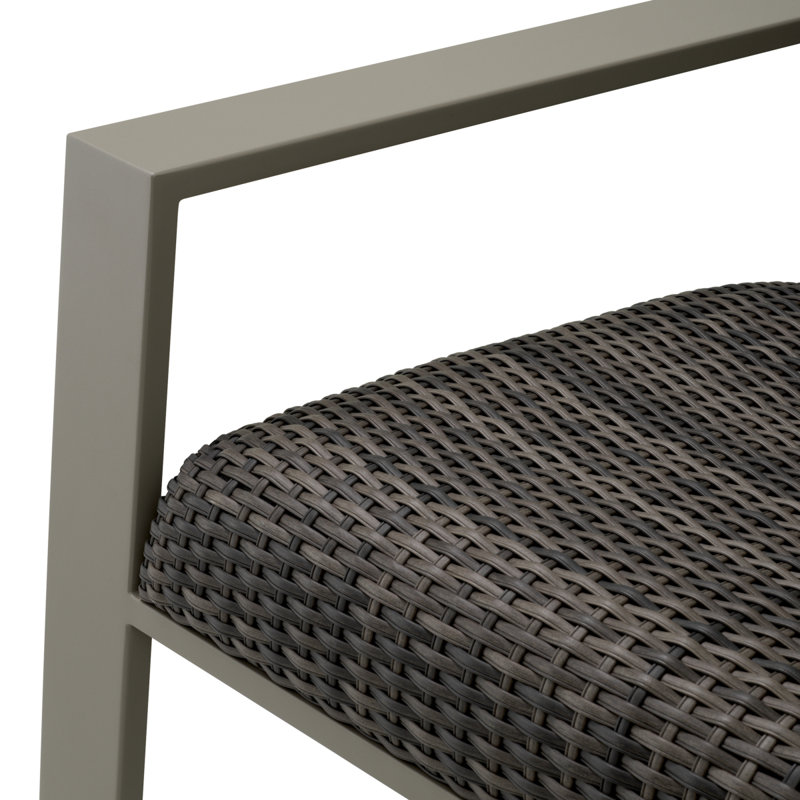 Belle Vue Outdoor Lounge Chair