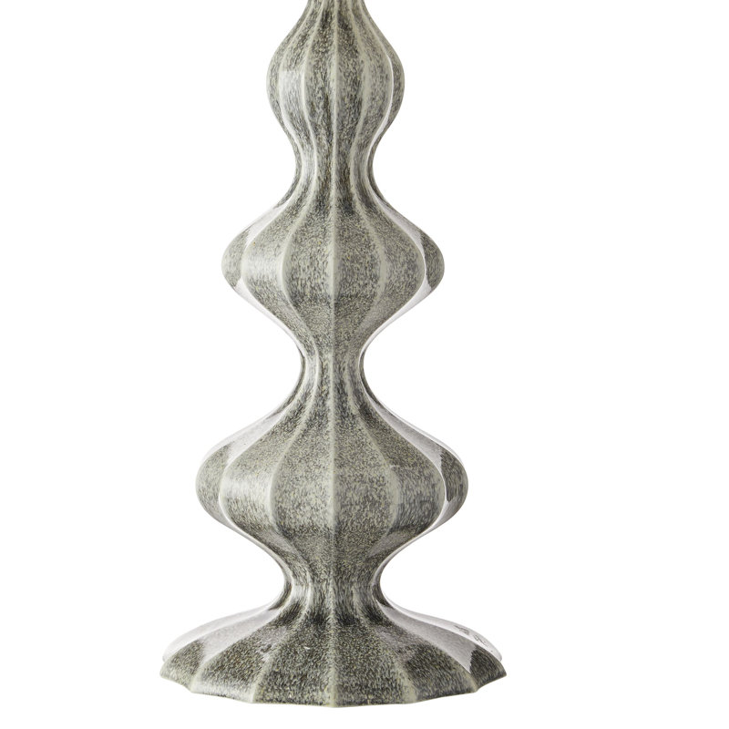 Chelle Lamp