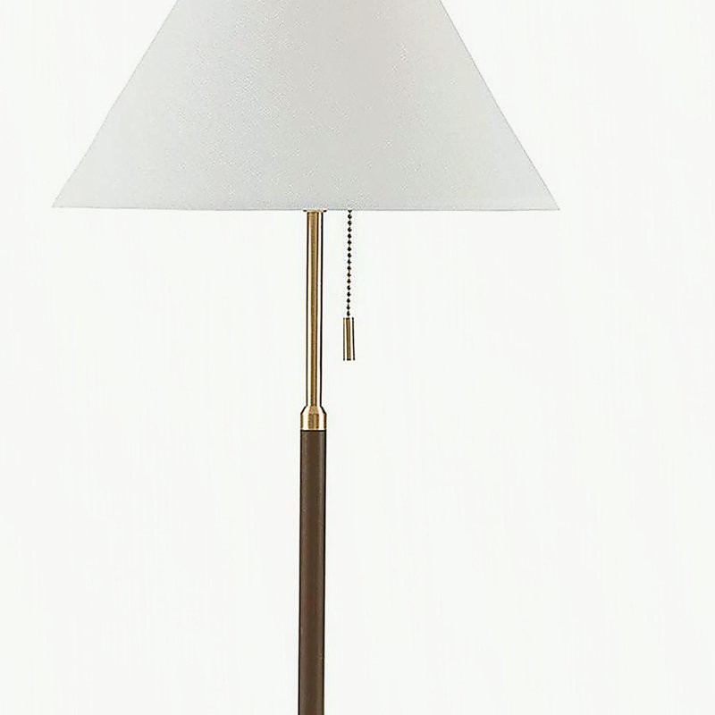 Two Tone Pull-chain Table Lamp
