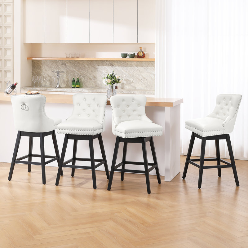 Tabouret de bar pivotant à 360 ° en velours avec dossier, garniture cloutée et pieds robustes en bois massif, fauteuil confortable pour la cuisine, la salle à manger et le restaurant