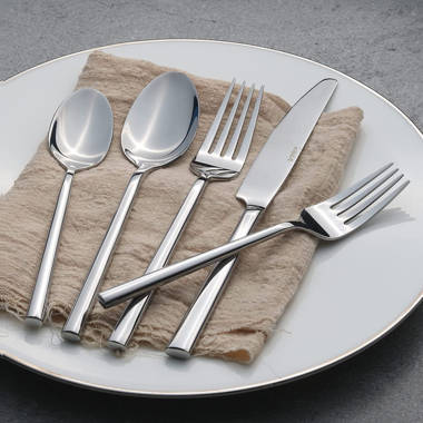 The Blacksmith Silverware Set (20 piece set)