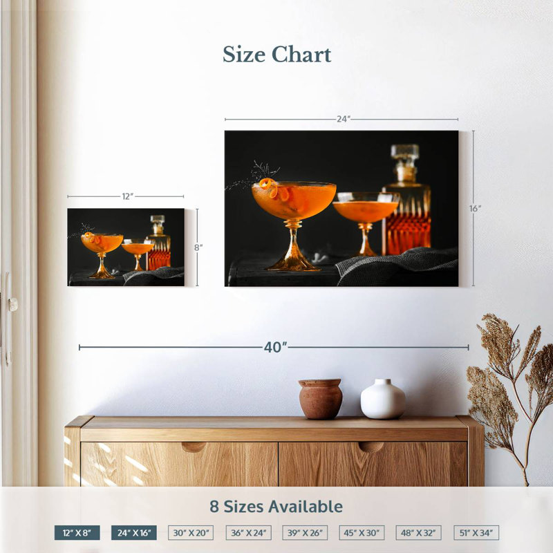 Yarlin Juniper Manhattan Cocktail, H 16 po x l 24 po