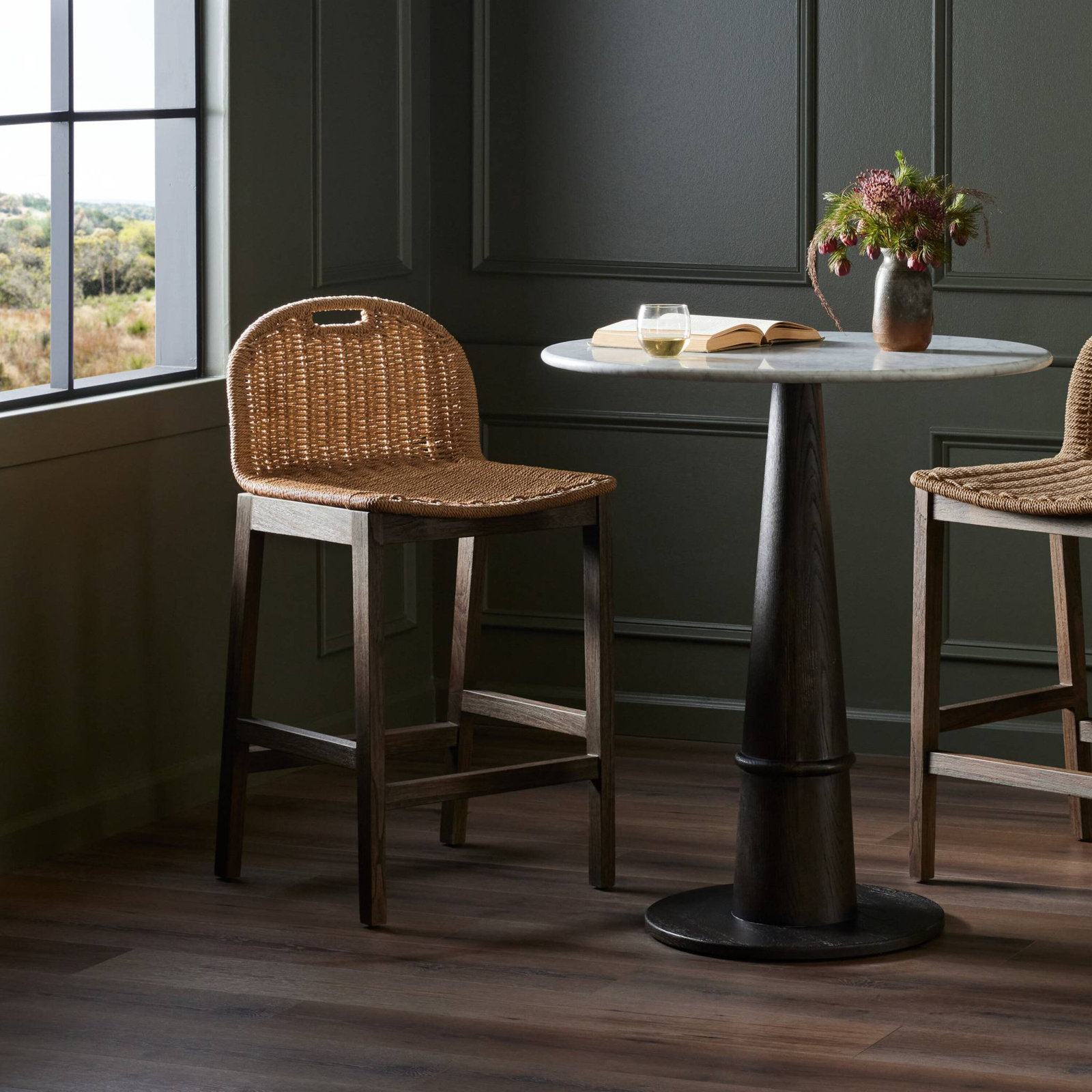 Tiffer Bar and Counter Stool, Bar Stool (30.98” Seat Height)