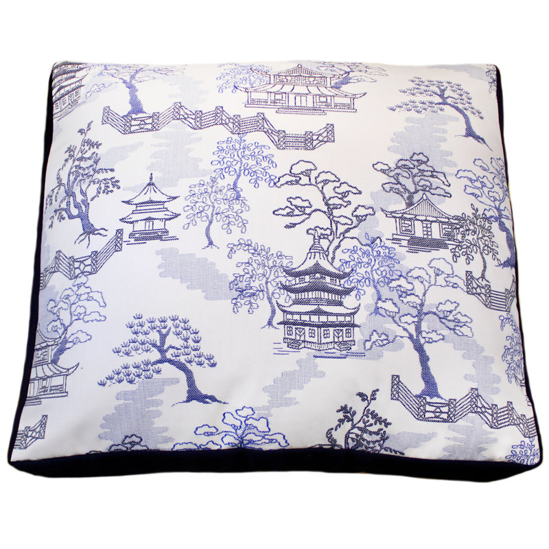 Sunbrella Pet Bed, Large (35" W x 26" D x 6" H)