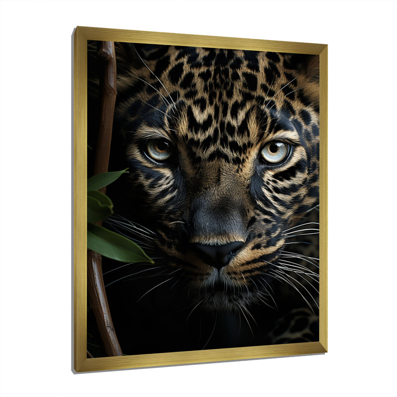 «Knoa Cheetah Portrait Silent Stalk I», art mural sur toile léopard, Cadre doré simple, H 32 po x l 16 po x P 1 po