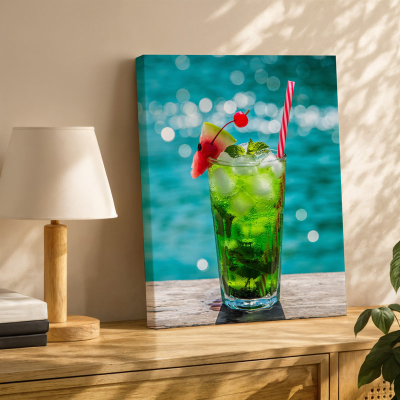 Toile, "Un rafraîchissant breuvage d'été dans un grand verre", art mural, H 24 po x l 18 po