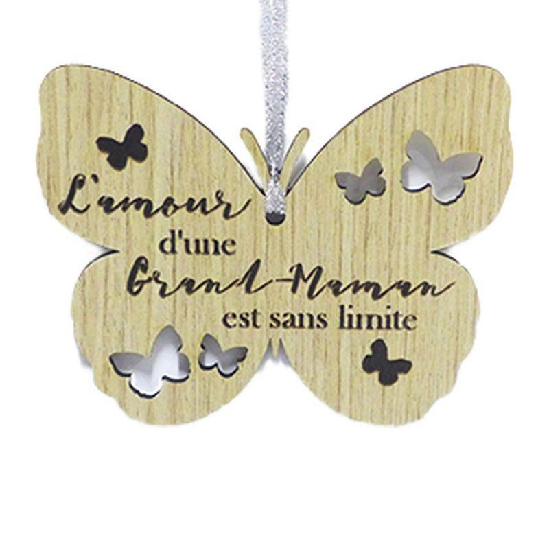 Ornement papillon avec mots