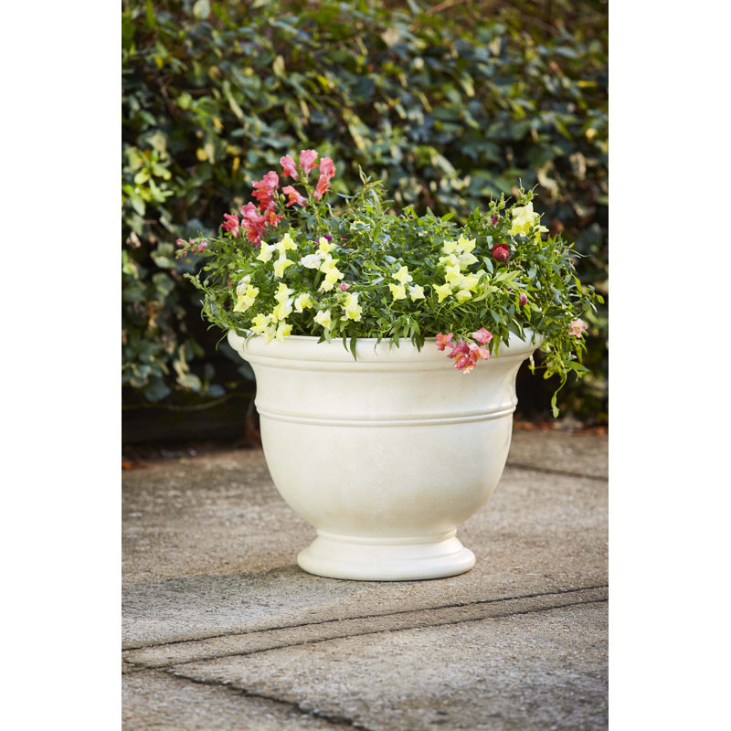 19" Jean Pierre Planter, Brownstone