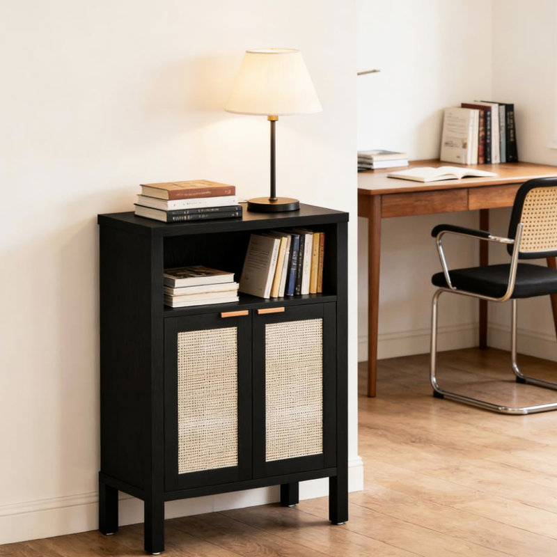 Armoire de rangement Coffee Bar avec un design classique et moderne, un espace de rangement spacieux à compartiments ouverts et des tablettes réglables à éléments contemporains, convenant à l'organisation à la maison