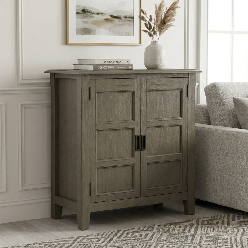 Armoire de rangement basse en bois massif avec tablettes réglables Burlington, Gris champêtre