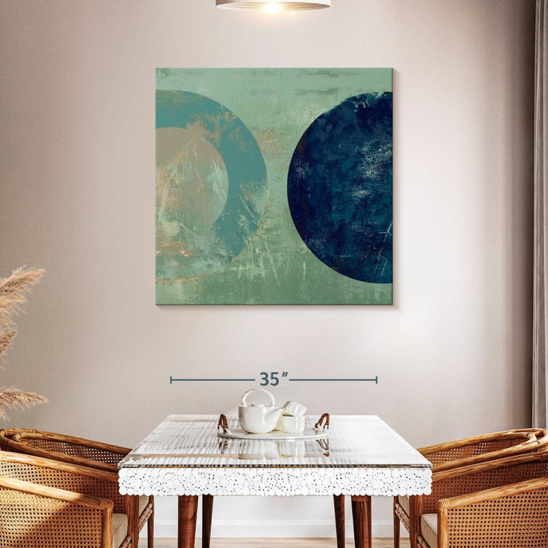 Avery Odeon, 39" H x 39" W