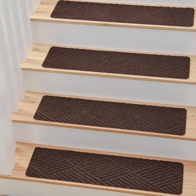 Tapis d'escalier brun texturé antidérapant