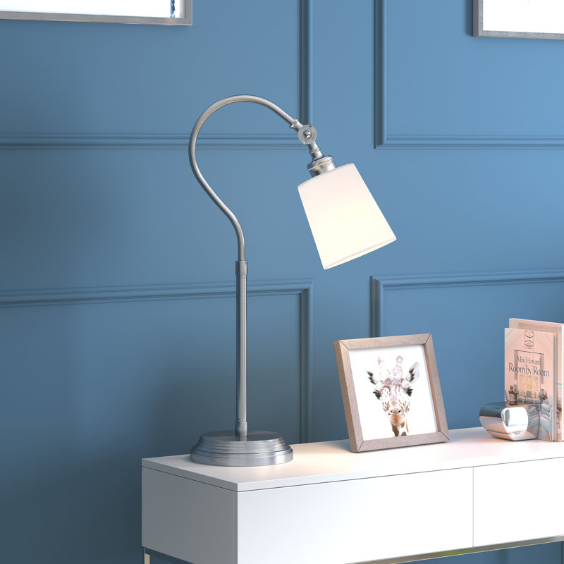 Lampe de table arquée 25 po Harland, Nickel brossé