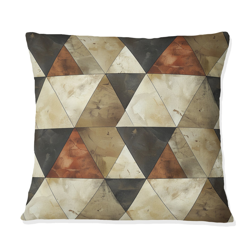 Coussin décoratif brun et beige à motif de triangles II, H 18 po x l 18 po