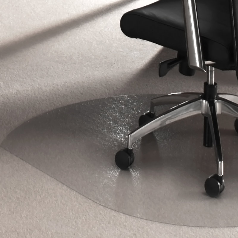 Ultimat Polycarbonate Contoured Chair Mat for Carpets up to 1/2