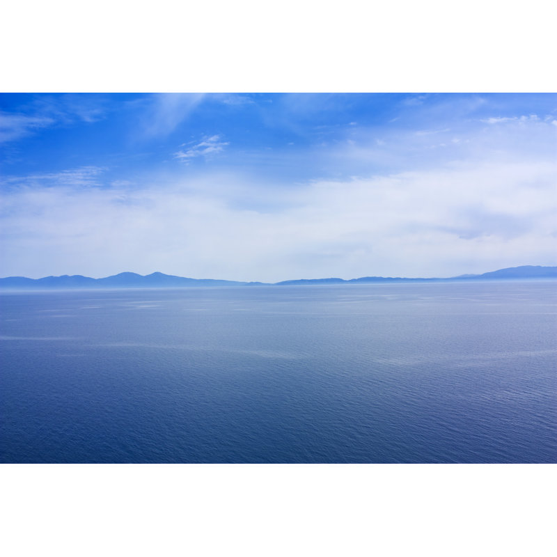 Ciel bleu, nuages et mer par Tttuna, H 8 po x l 12 po