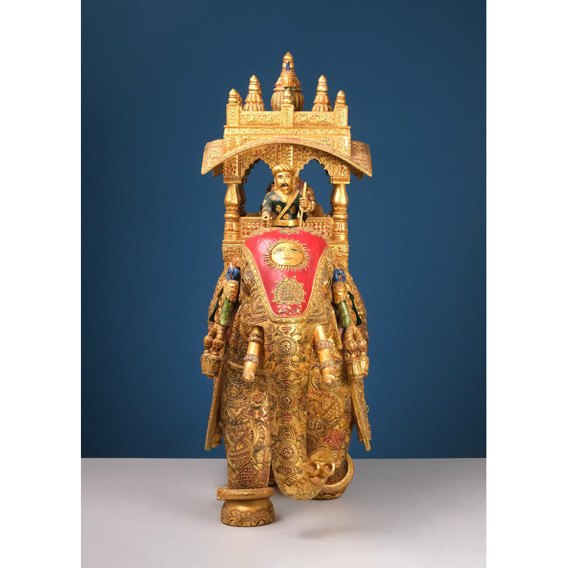 Figurines & Sculptures