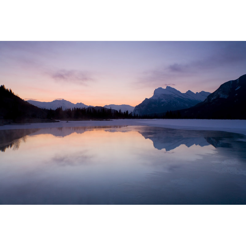 Aube au lac Vermilion, parc national Banff par Tongshan, H 32 po x l 48 po